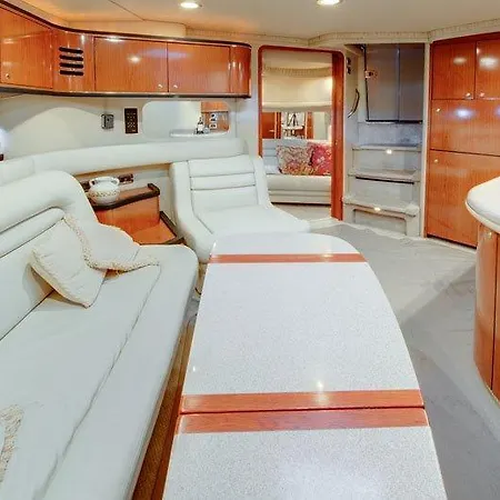 Πλωτό κατάλυμα Yacht Blue Days Βίλα Νόβα ντε Γκάια